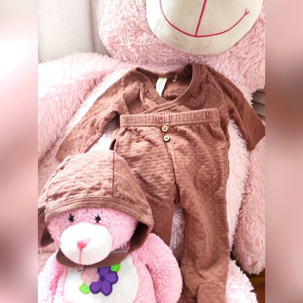 Brown Matching Set For Baby (Bears Not Included)